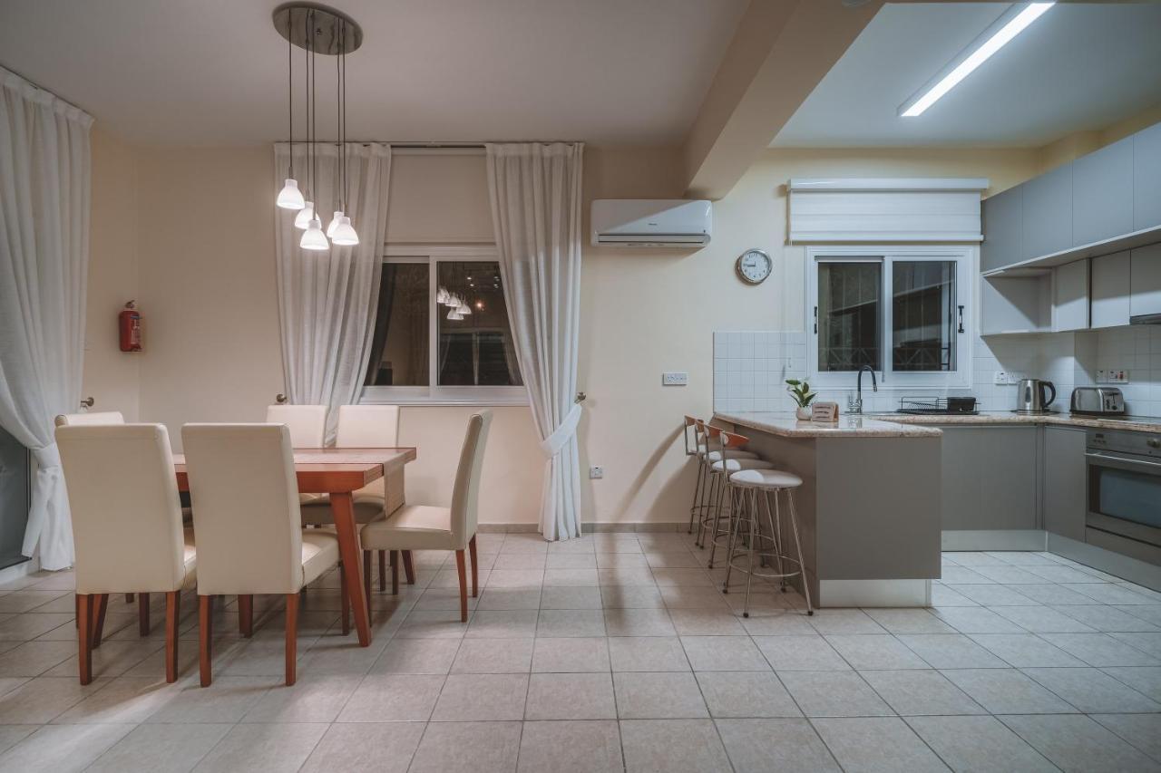 Amphitrite Villa Paralimni Exterior foto