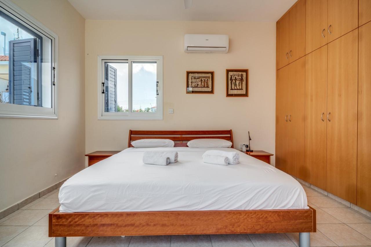 Amphitrite Villa Paralimni Exterior foto