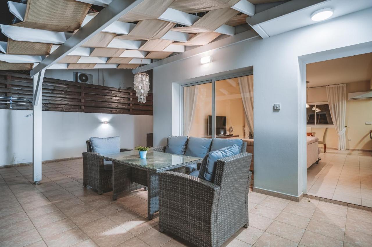 Amphitrite Villa Paralimni Exterior foto