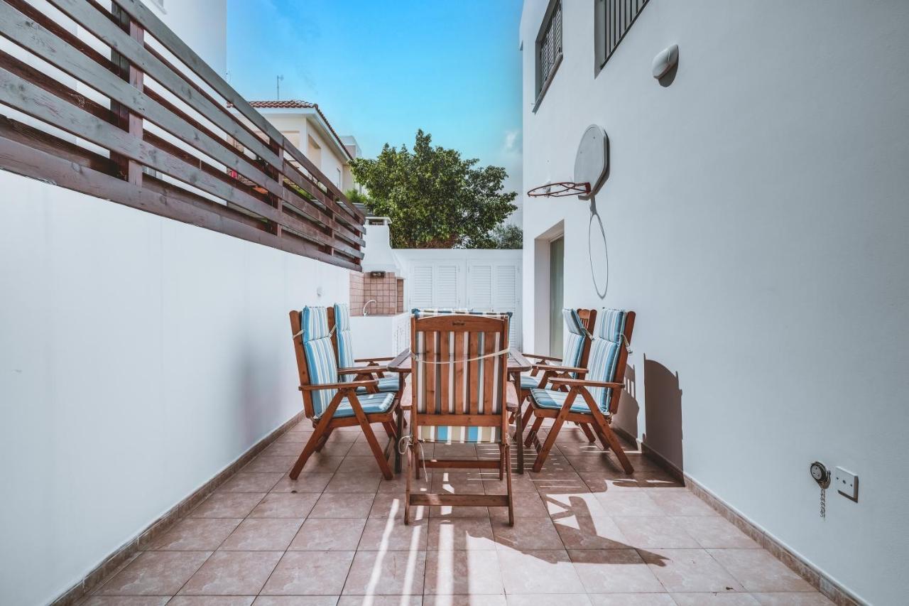 Amphitrite Villa Paralimni Exterior foto