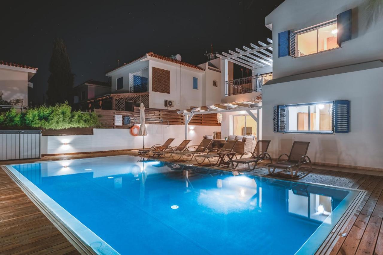 Amphitrite Villa Paralimni Exterior foto