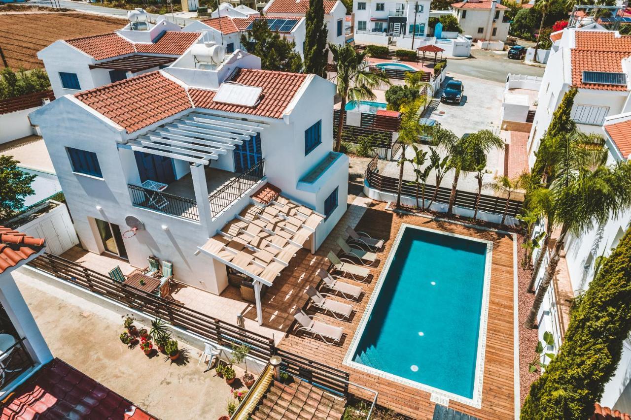 Amphitrite Villa Paralimni Exterior foto